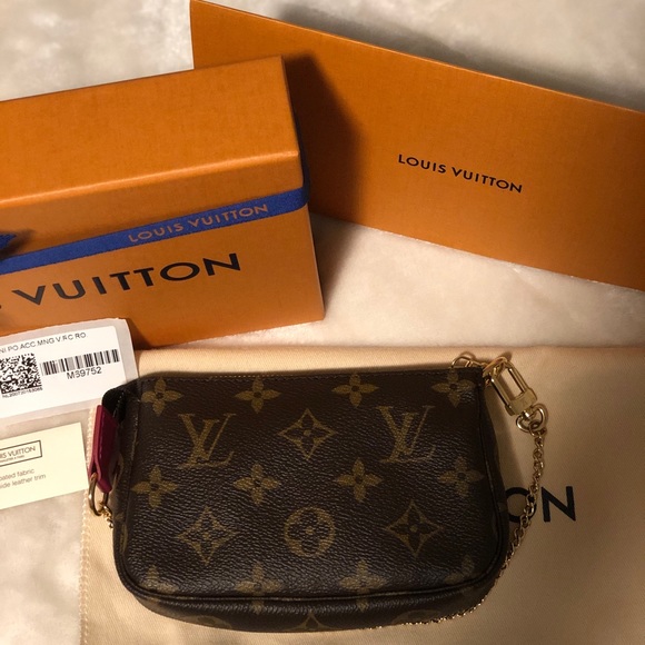 Authentic Louis Vuitton Vivienne Mini Pochette - Picture 3 of 6